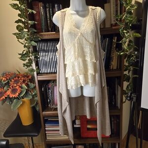 Women's Lightweight Sleeveless Draped Open Vest